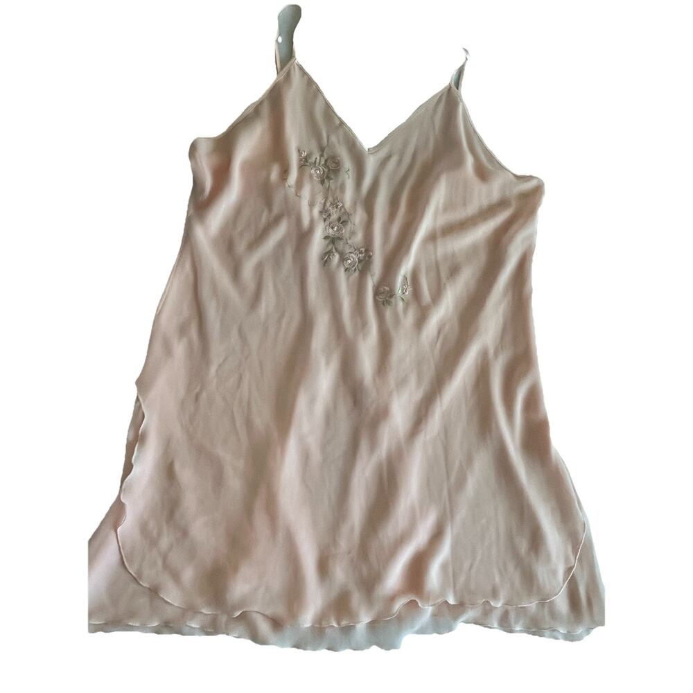 Secret Treasures Lingerie Satin Nightgown Peach 1X Embroidered Whimsical